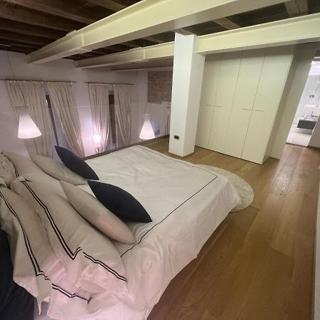 Elegante Appartamento Borgo San Jacopo Firenze Eksteriør bilde